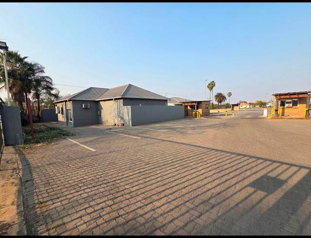 BUSINESS PROPERTY TO RENT IN PRETORIA WEST